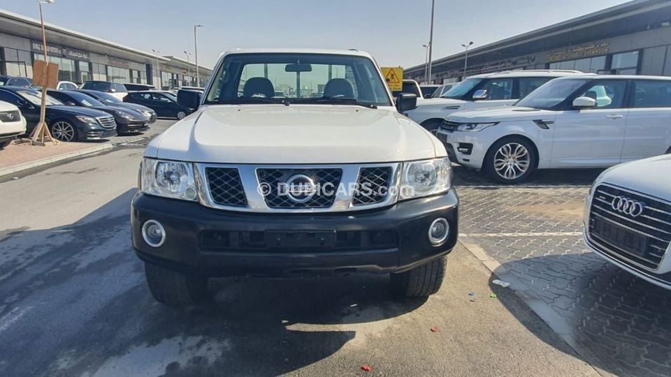 Used Nissan Pickup NISSAN PATROL PICK UP V6 FULL OPTHION MANUAL GEAR