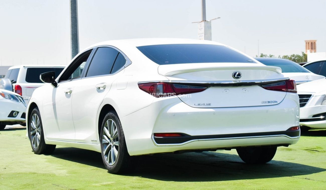 Used Lexus Es H For Sale In Sharjah