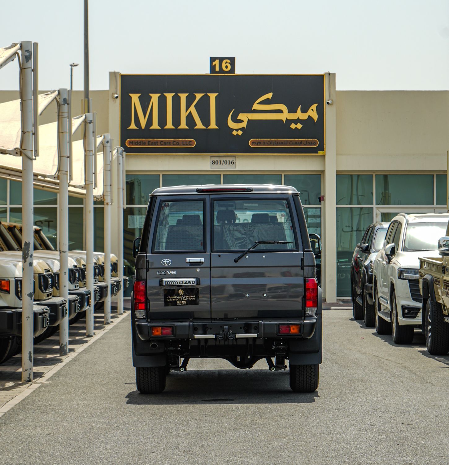 Toyota Land Cruiser Hard Top 2024