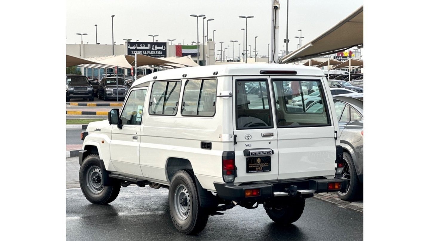 Toyota Land Cruiser Hard Top 2024