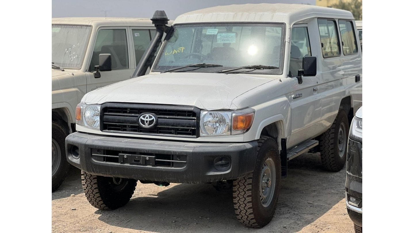 Toyota Land Cruiser Hard Top 2023