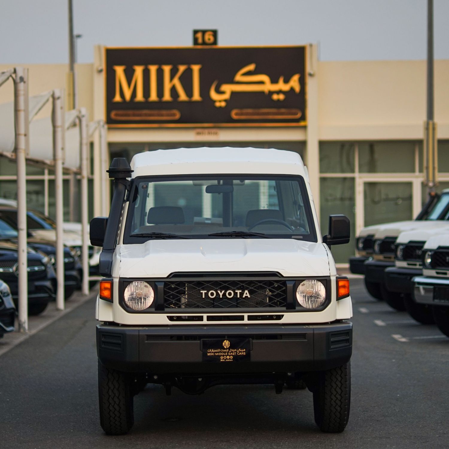 Toyota Land Cruiser Hard Top 2024