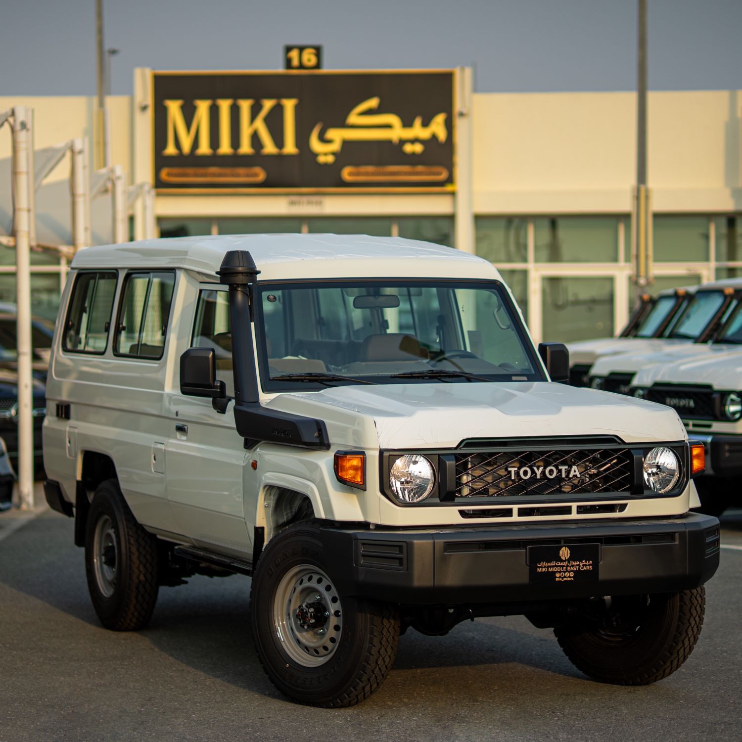 Toyota Land Cruiser Hard Top 2024