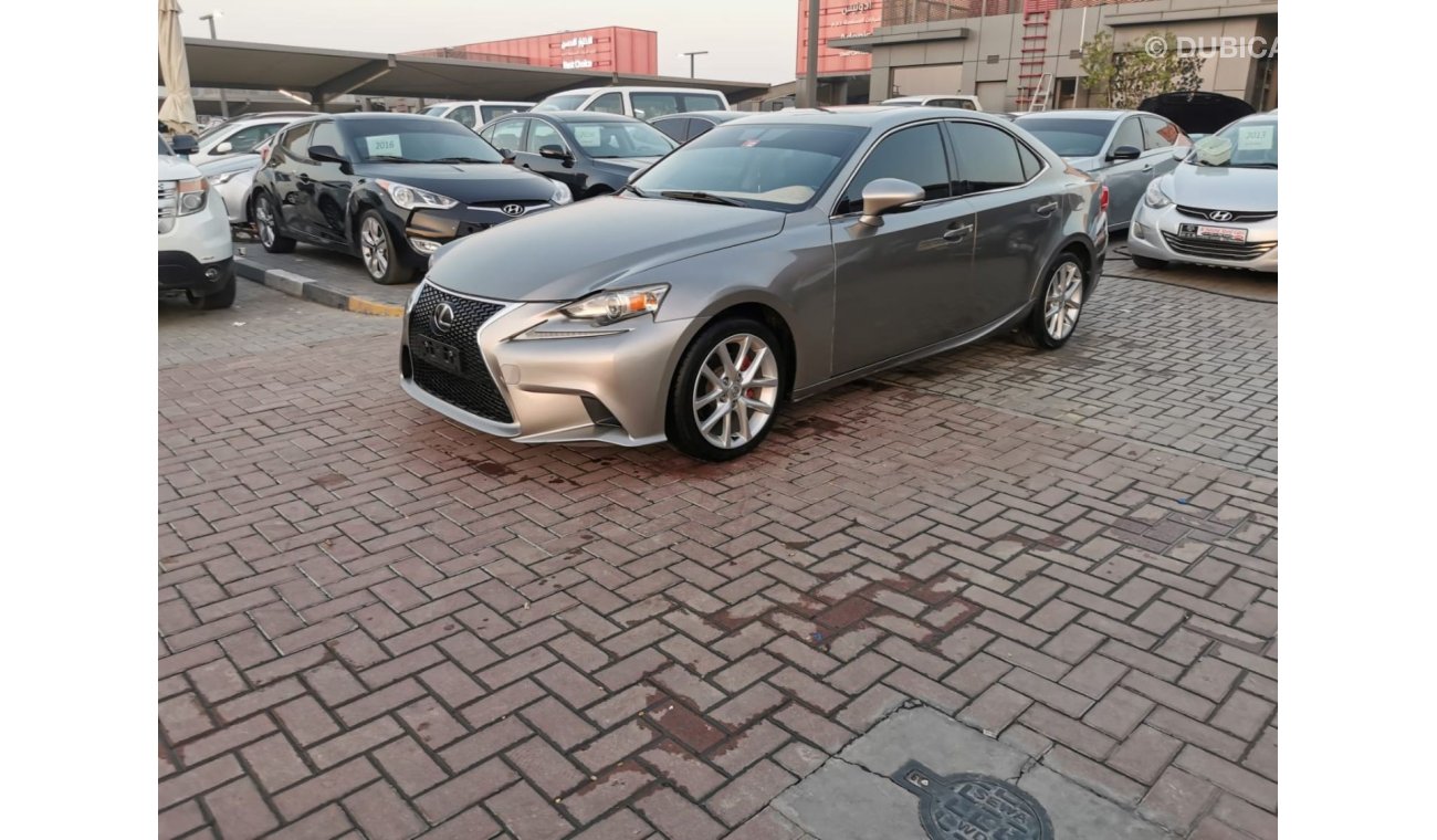 Lexus IS250 Premier n very good condition inside and outside