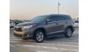 تويوتا هايلاندر 2014 Toyota Highlander XLE 3.5L V6 Full Option 7 Seater  With Side Steps - 90,000 mileage