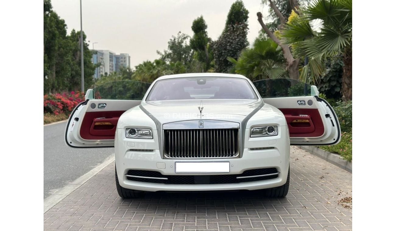 Rolls-Royce Wraith ROLLS ROYCE WRAITH 2015 GCC SPECS A TWIN-TURBOCHARGED 6.6-LITER V-12 624 HP 590 LB-FT FULL SERVICE H