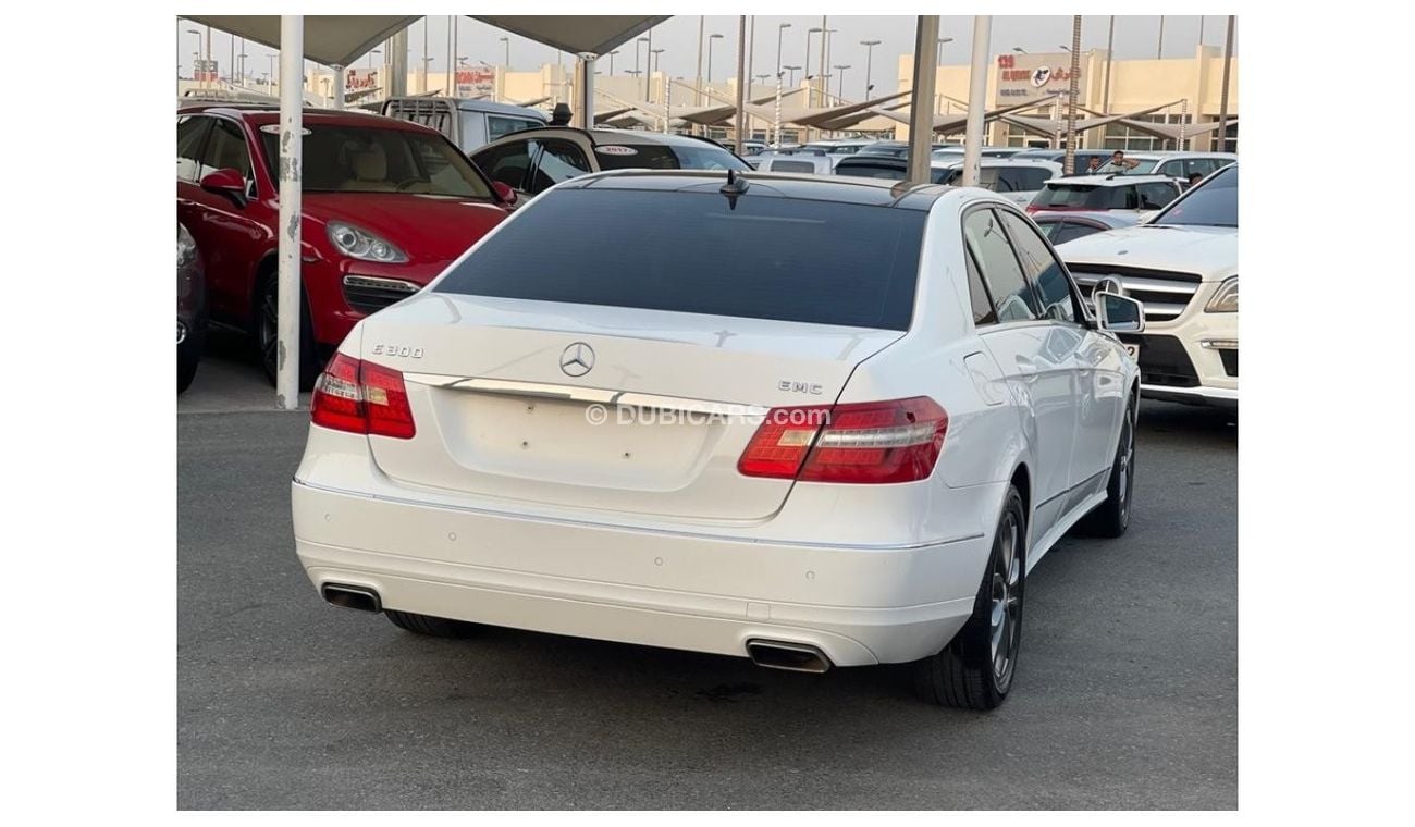 Mercedes-Benz E300 Avantgarde Mercedes E300 AMG_Gulf_2013_excellent condition_Full option