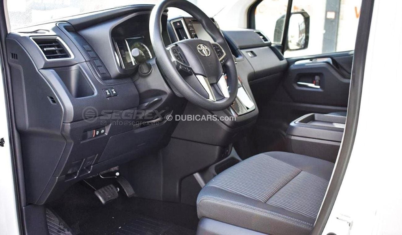 تويوتا هاياس 2022 Model Toyota HiAce VX, 9-Seater, 2.8L Diesel 6A/T (HC-RP22)