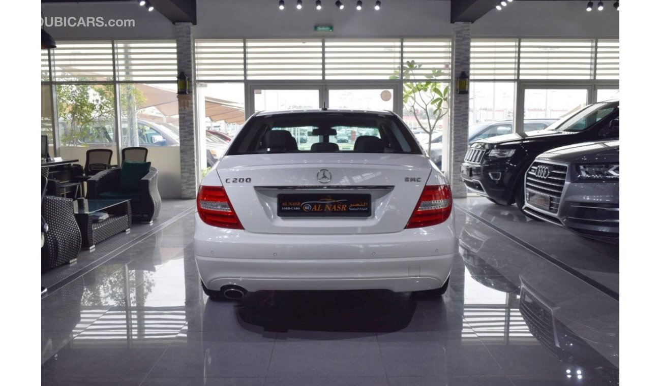 مرسيدس بنز C200 C 200 | Single Owner | Excellent Condition | GCC | Accident Free