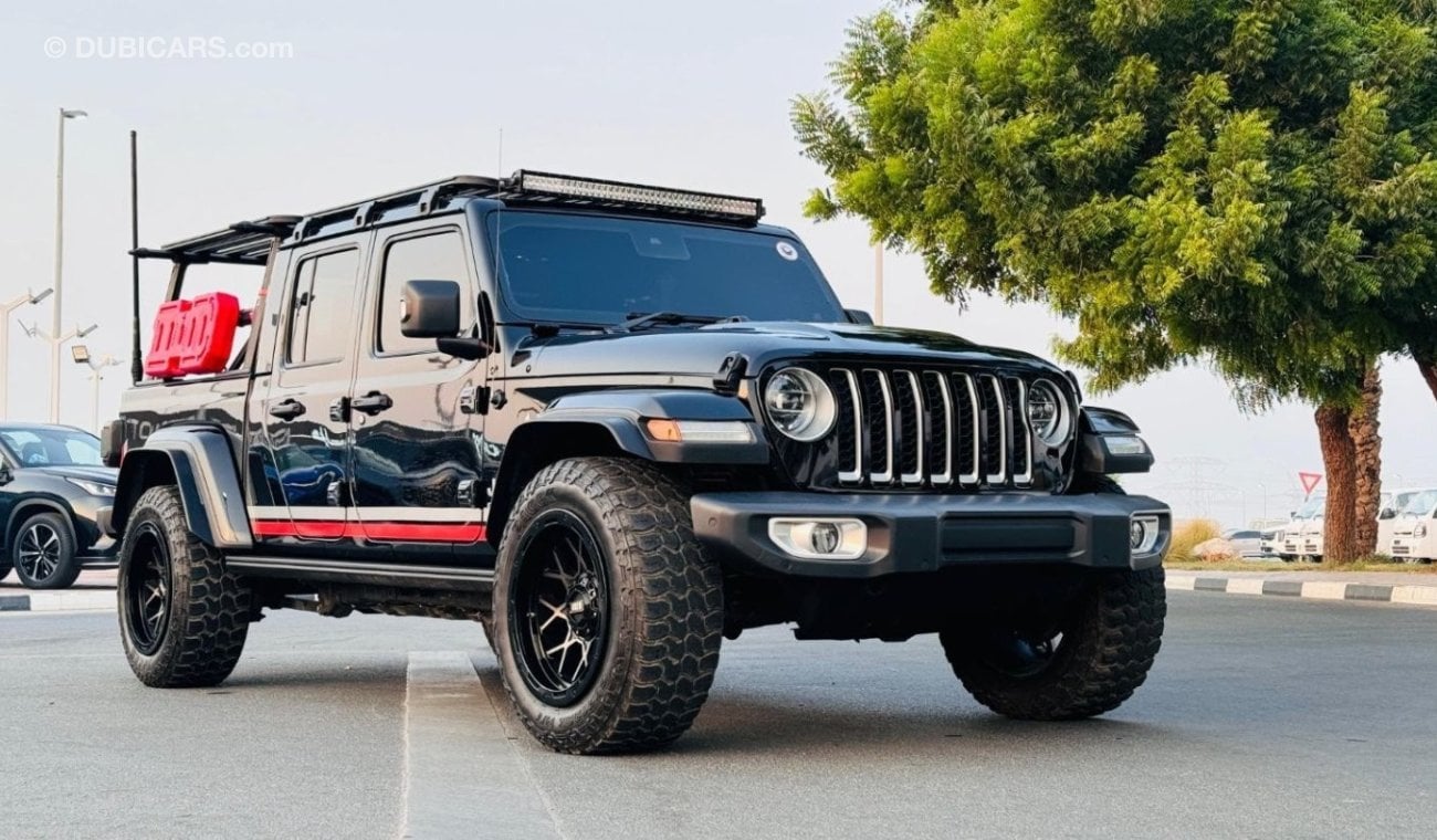 Jeep Gladiator PREMIUM CAMPING ACCESSORIES INSTALLED | ROOF MOUNTED LED LIGHTS | 3.6L PETROL | RHD | 2020 | 4 X 4 |