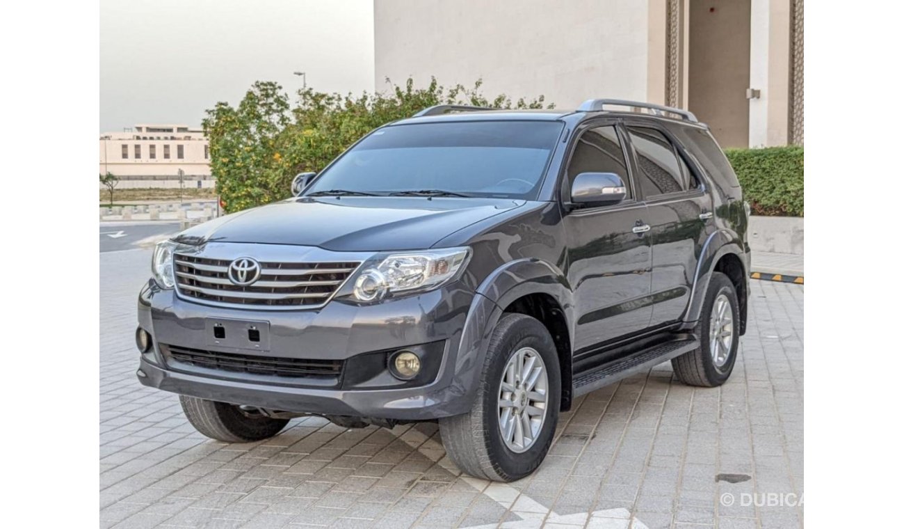 تويوتا فورتونر Toyota fortuner 2014 petrol left hand drive