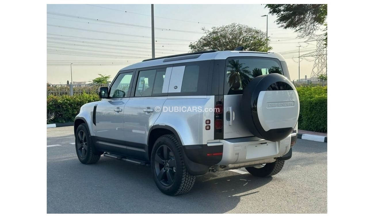 Land Rover Defender New! GCC Spec & With Warranty & Service