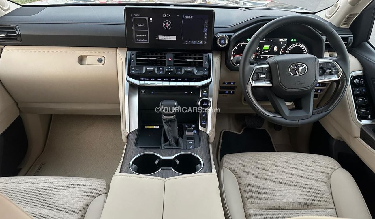 تويوتا لاند كروزر 2024 TOYOTA LAND CRUISER SAHARA V6