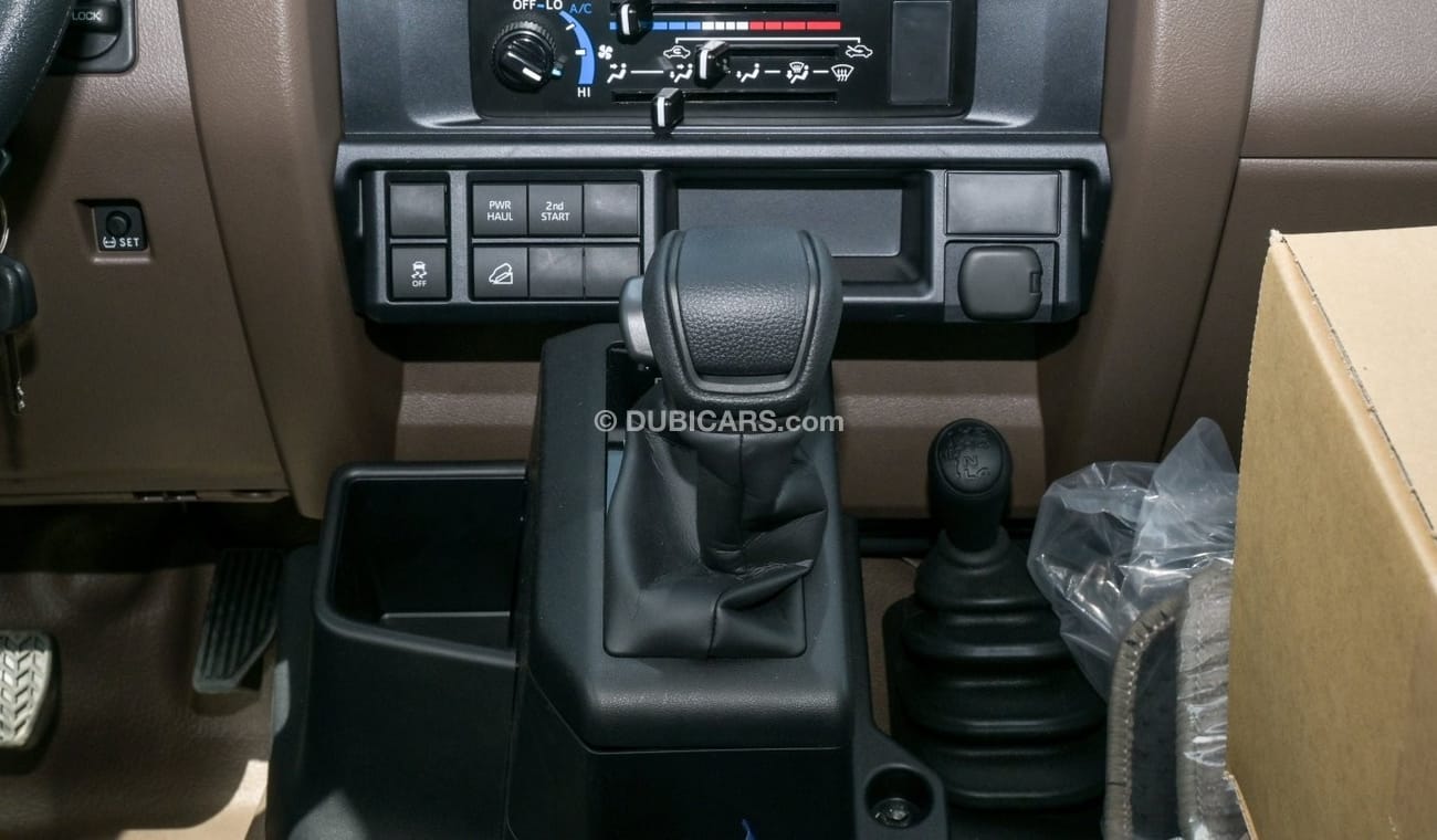 تويوتا لاند كروزر بيك آب TOYOTA LC PU DOUBLE CABIN MID– 4.0L PETROL ,A/T,MY24