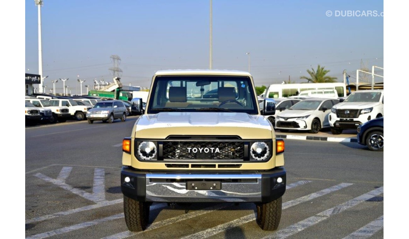 تويوتا لاند كروزر بيك آب 79 Single Cab DX V6 4.0L Petrol Automatic