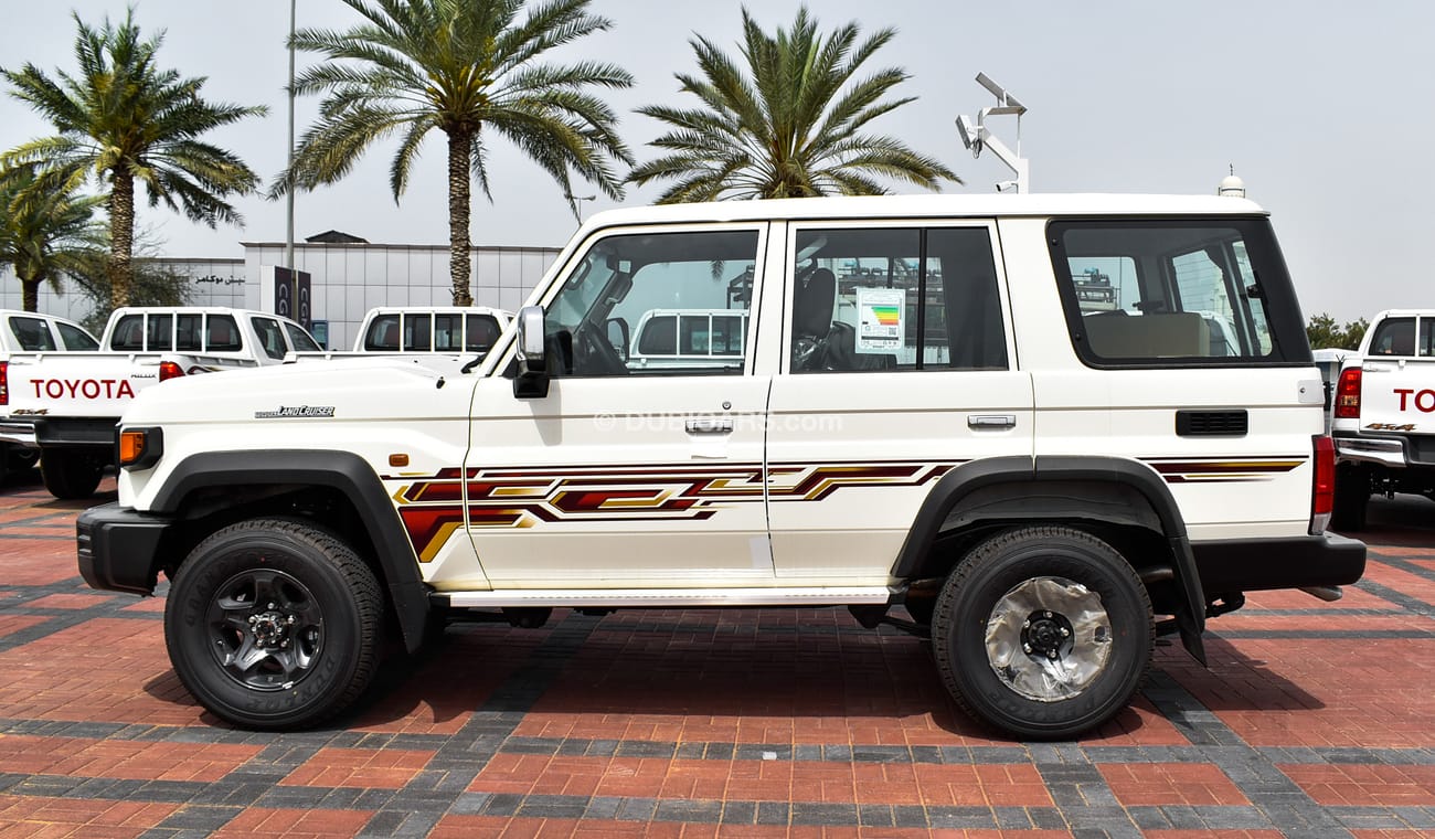 Toyota Land Cruiser Hard Top LX V6