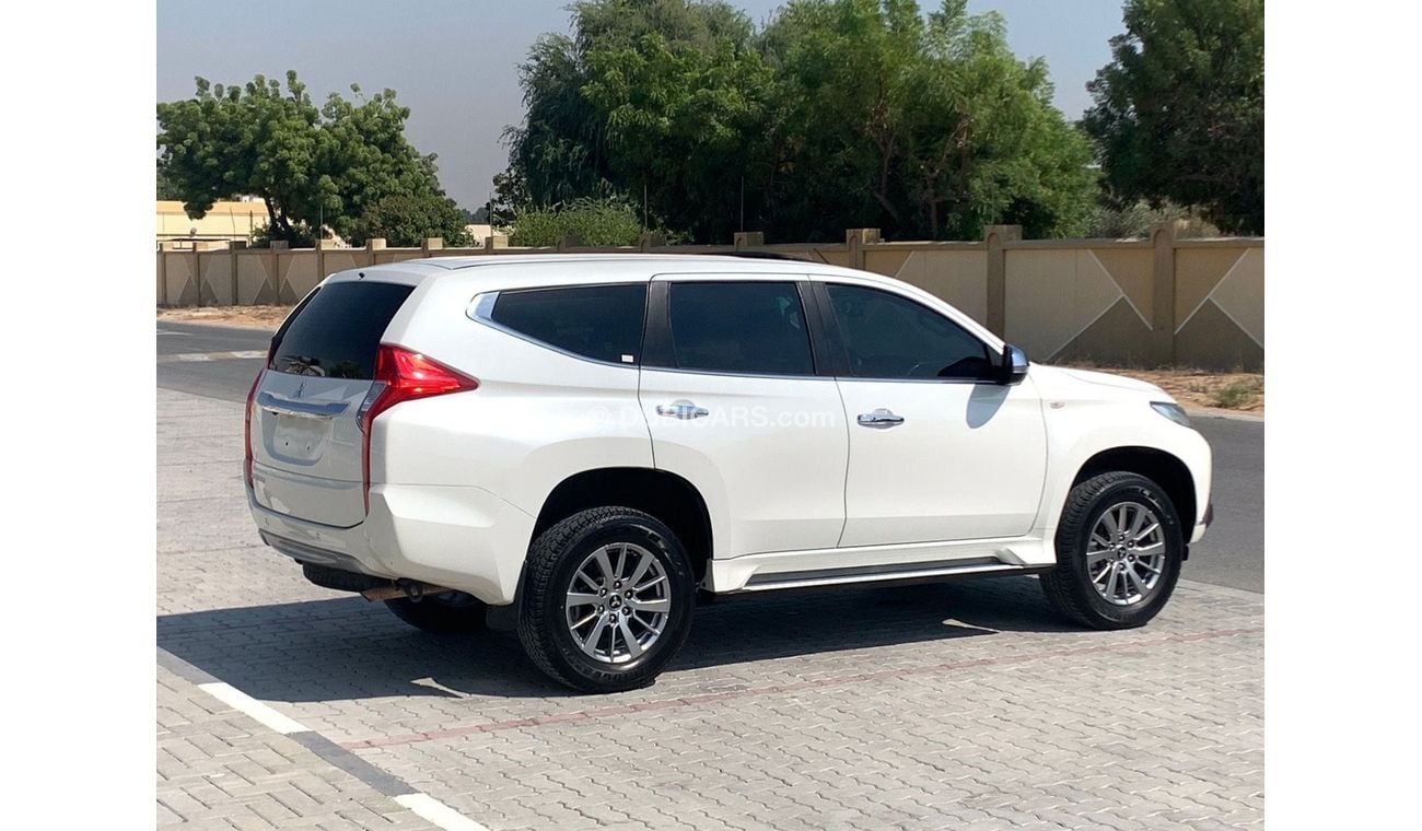 ميتسوبيشي مونتيرو MITSUBISHI MONTERO 2019 Sunroof,GCC SPECS