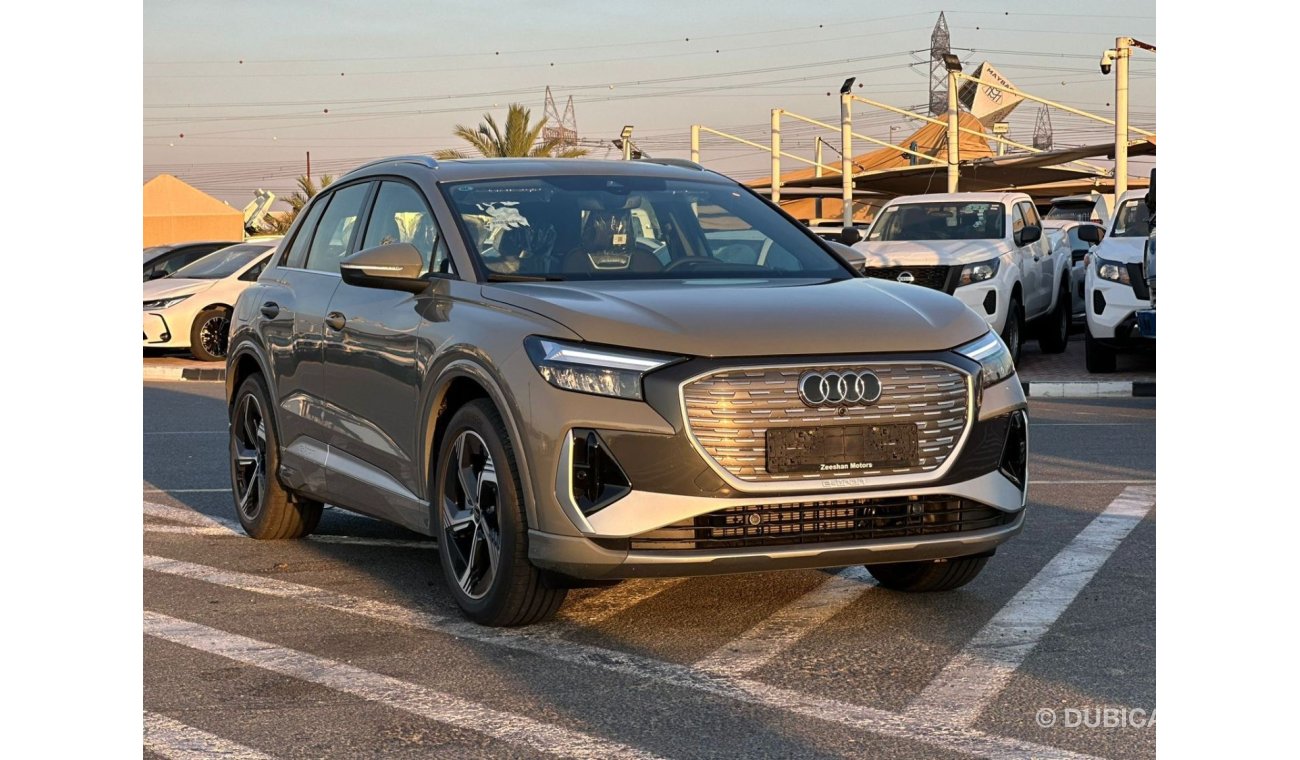 أودي اي ترون AUDI E-TRON Q4 2024