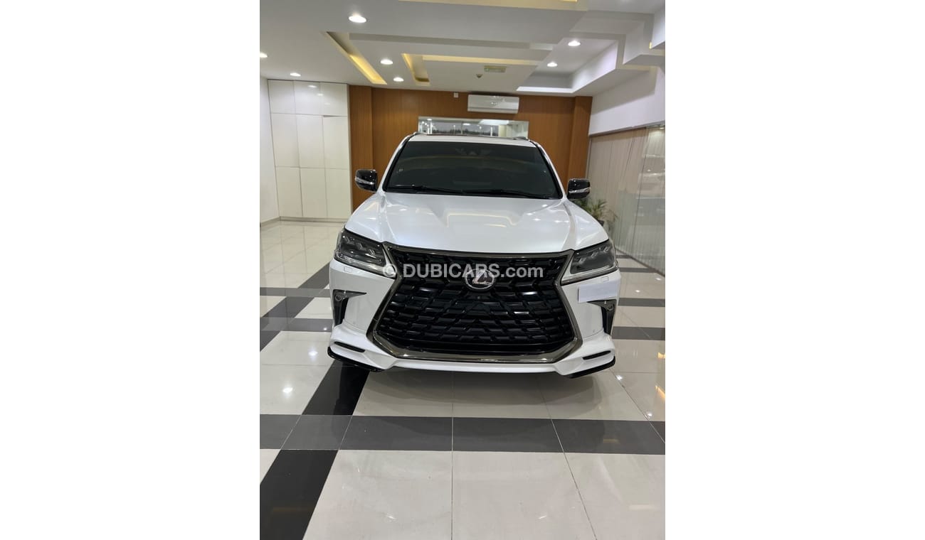 لكزس LX 570 Black edition