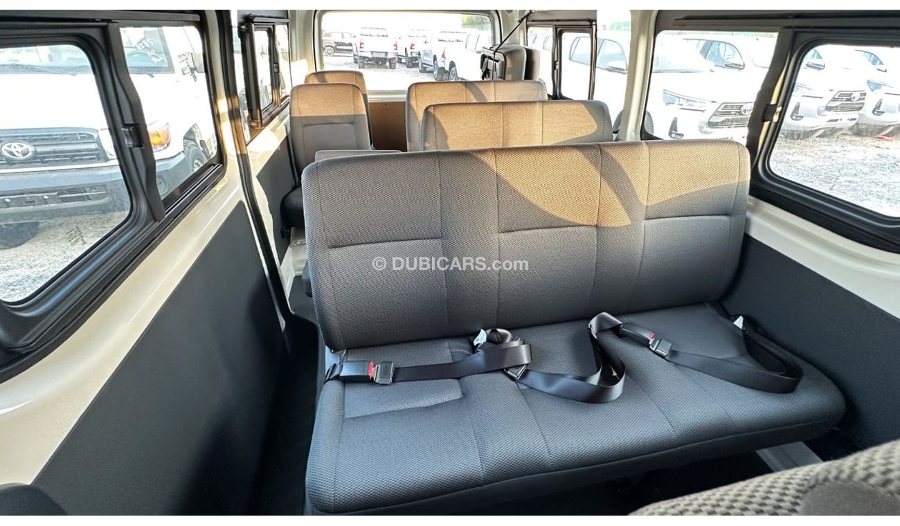 تويوتا هاياس TOYOTA HIACE 3.0L BUS 15-SEATS A/C MT