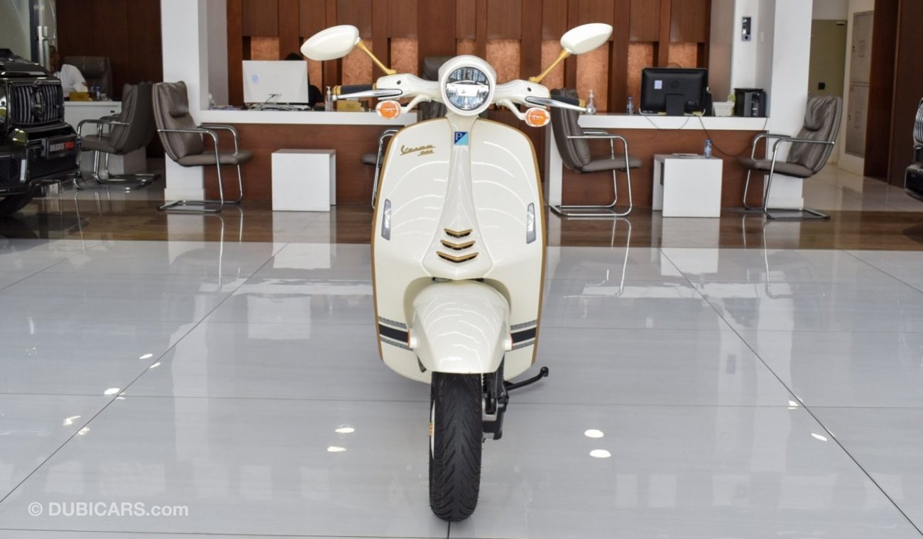 فيسبا 946  إصدار كريستيان ديور VESPA CHRISTIAN DIOR 2022