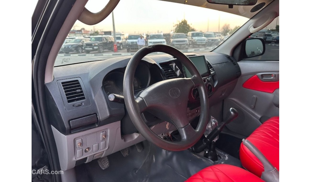 تويوتا هيلوكس Toyota Hilux pickup 2009 2.7 V4 Petrol Manual Transmission left hand Drive