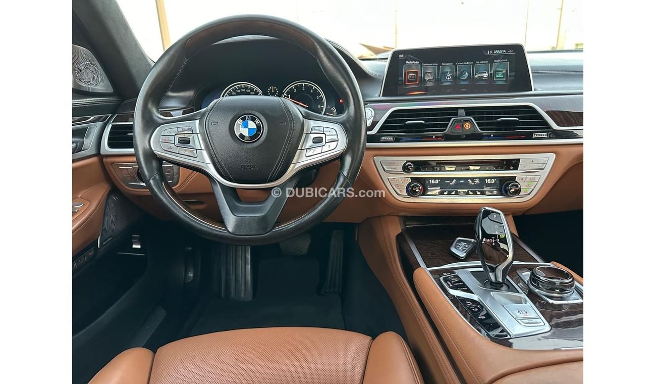 BMW 750Li Luxury Plus BMW 750 Li _GCC_2017_Excellent Condition _Full option