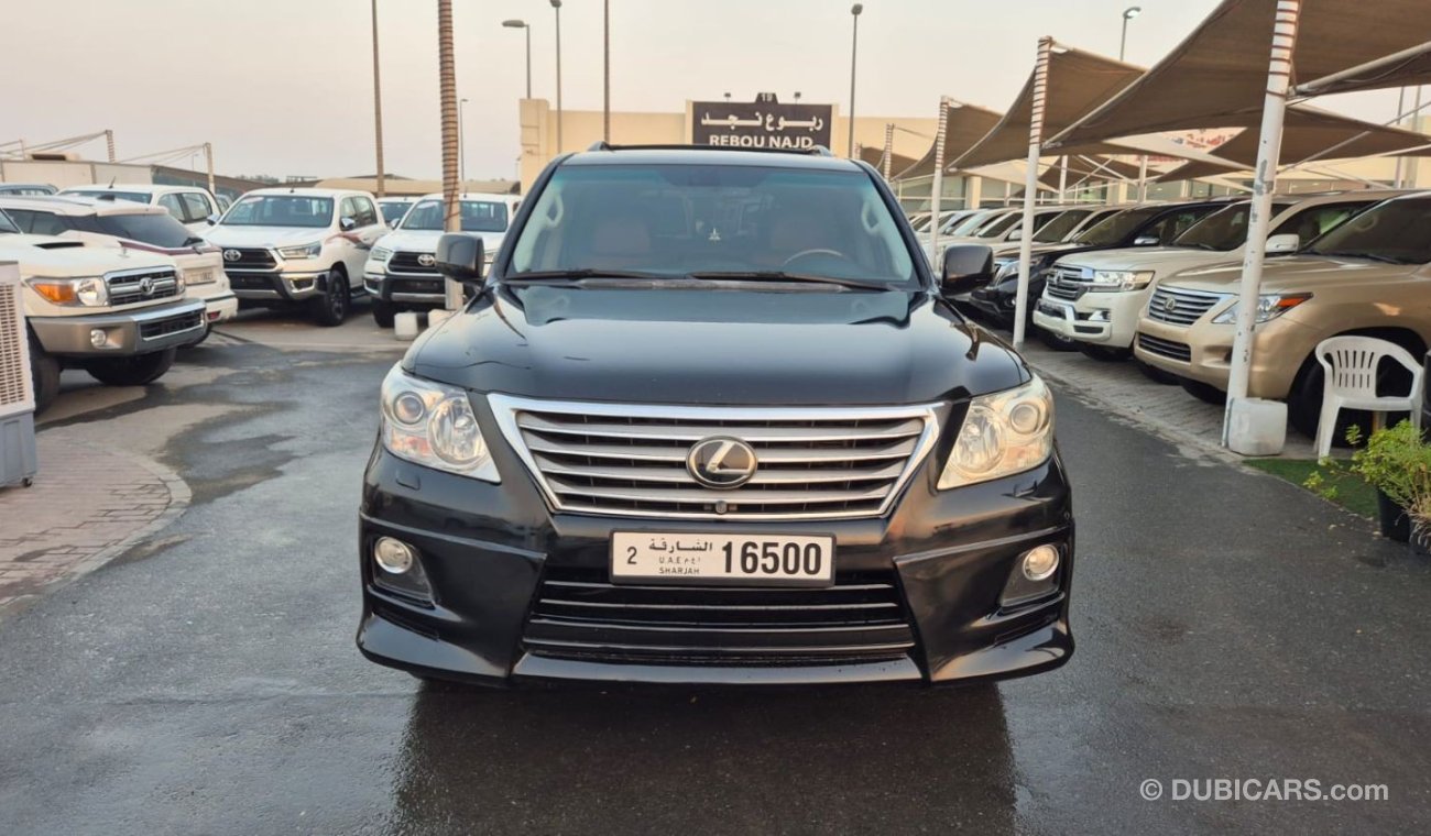 لكزس LX 570 2011 Lexus LX 570 || 2014 Lexus LX570 Sport Platinum (URJ201), 5dr SUV, 5.7L 8cyl Petrol, Automatic,