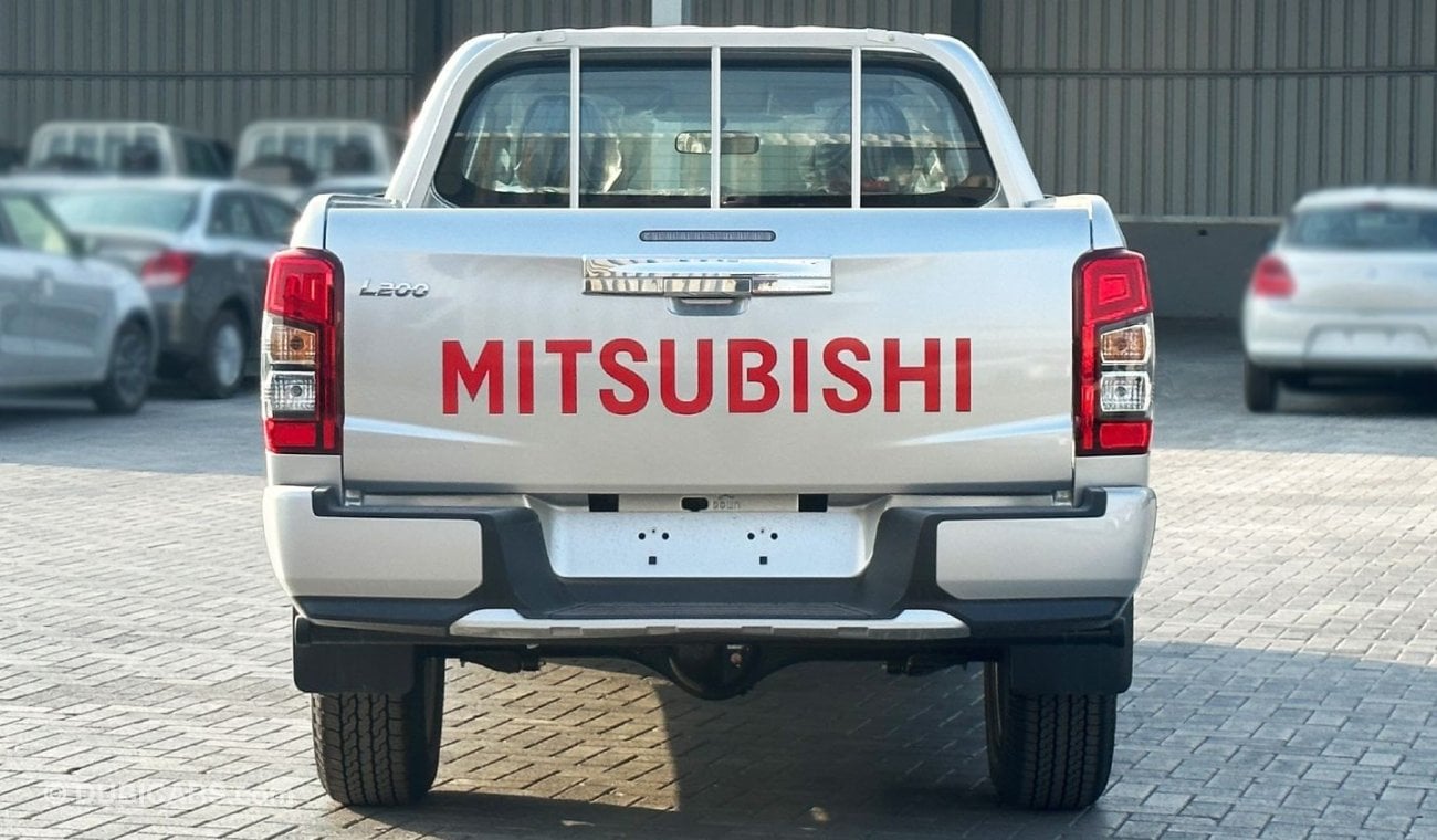 Mitsubishi L200 2.4L Petrol Double Cabin 4WD GLX 5MT (Export Only)