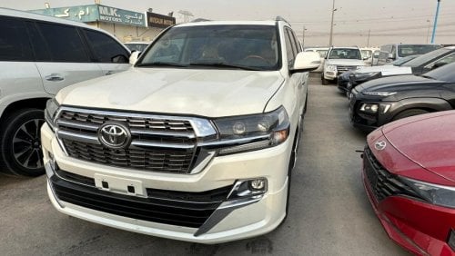 تويوتا لاند كروزر 2015 Toyota Land Cruiser GXR