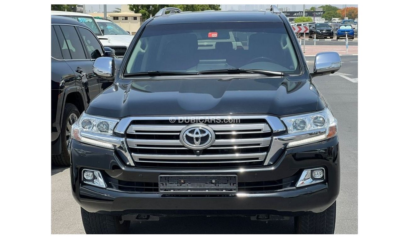 Used Toyota Land Cruiser 4.0L GXR V6 PETROL FULL OPTION 2019 for sale ...