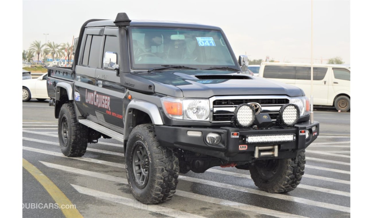 Toyota Land Cruiser Pick Up Full option clean car