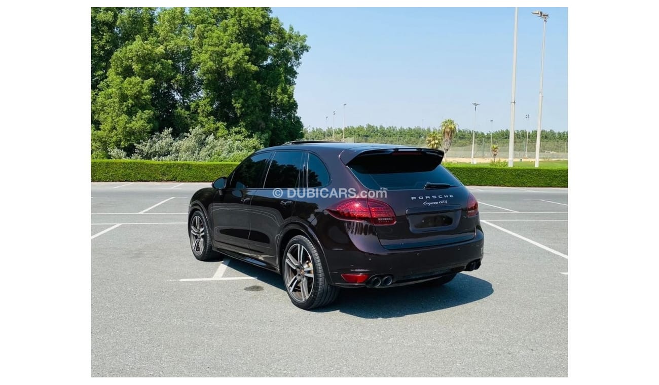 Porsche Cayenne GCC