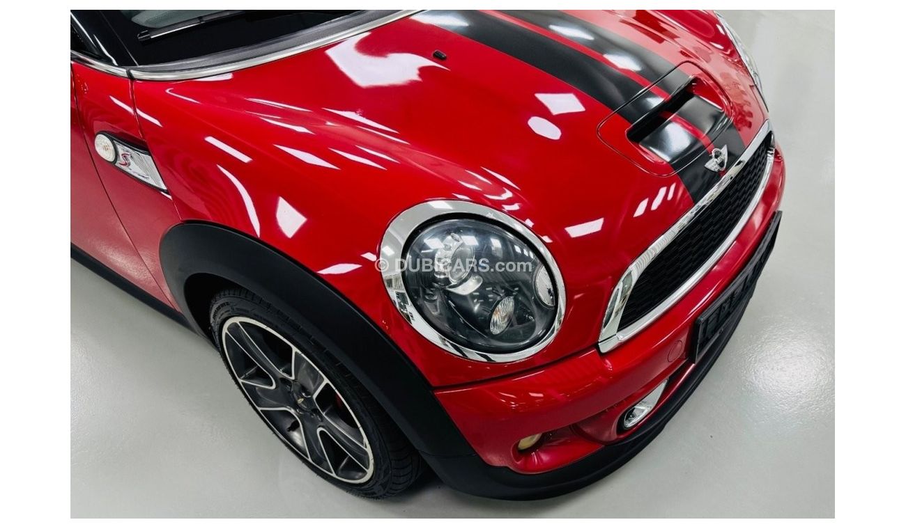 Mini Cooper S Cabrio GCC .. Convertible .. 4CYL .. Perfect Condition