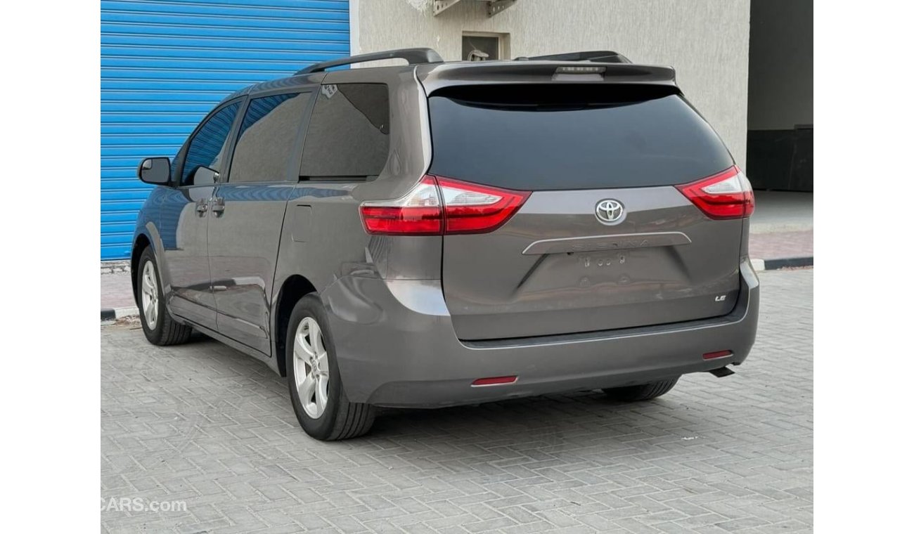 Toyota Sienna تويوتا سيينا LE وارد 2015