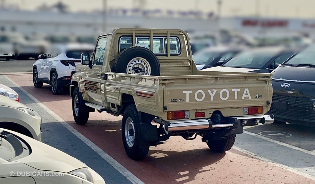 تويوتا لاند كروزر بيك آب Toyota Land Cruiser 79 4.0L Petrol  Single Cabin 2024