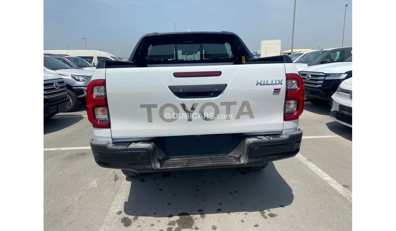 تويوتا هيلوكس TOYOTA HILUX 2.8 GRS WHITE 2023