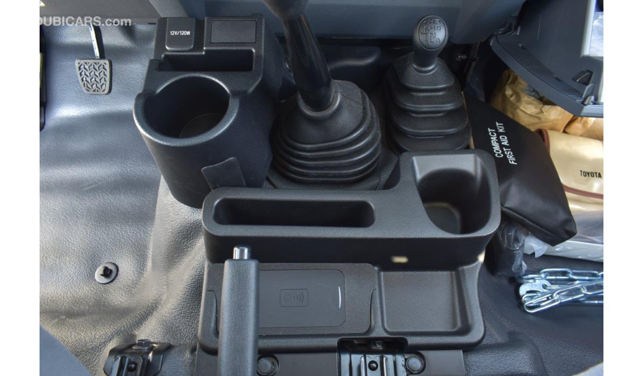 تويوتا لاند كروزر بيك آب 79 SINGLE CAB LX-V V6 4.0L PETROL  4WD MANUAL TRANSMISSION