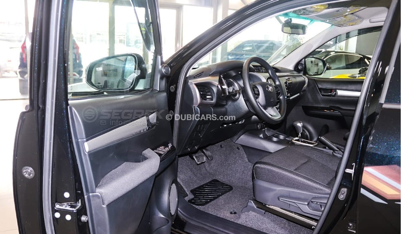 تويوتا هيلوكس TOYOTA HILUX 2.7L PETROL 4X2 A/T 2024