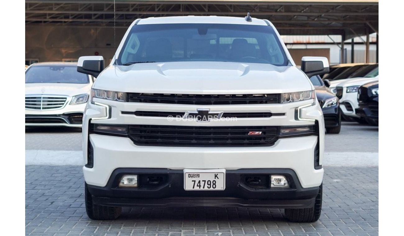 Chevrolet Silverado RST