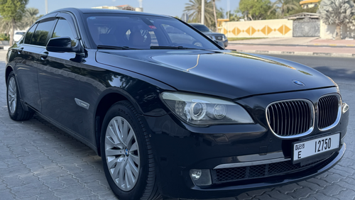 BMW 750Li 750i