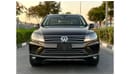 Volkswagen Touareg GCC, original paint, low mileage, clean car.