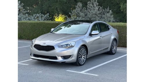 Kia Cadenza LX MODEL 2015 GCC CAR PERFECT CONDITION FULL OPTION PANORAMIC ROOF