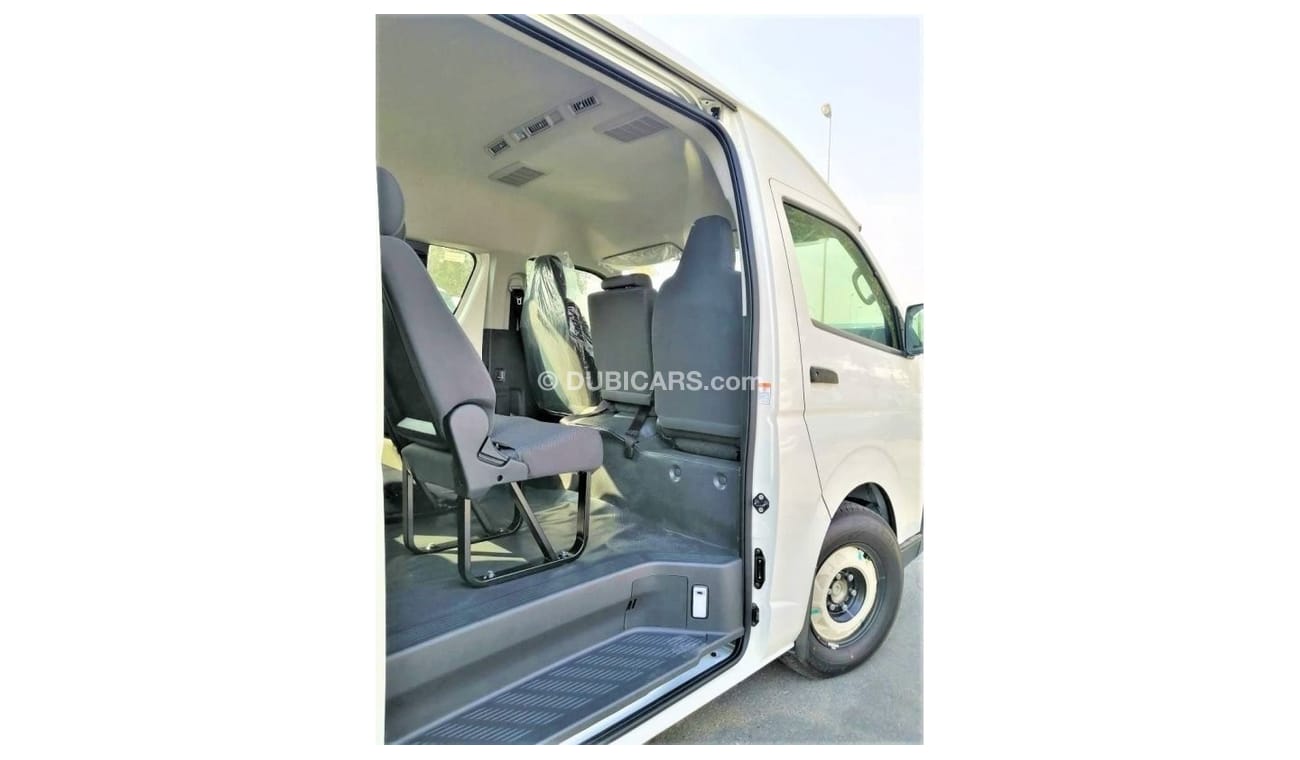 Toyota Hiace 2.5 engine // 2023 model