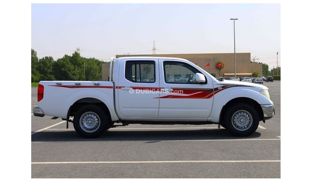 Nissan Navara SE 4x2 Double Cabin Pick-Up M/T Petrol | GCC Specs | Book with us Now