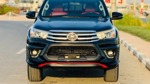 تويوتا هيلوكس Toyota hilux 2018 off road v6 SR5 full option