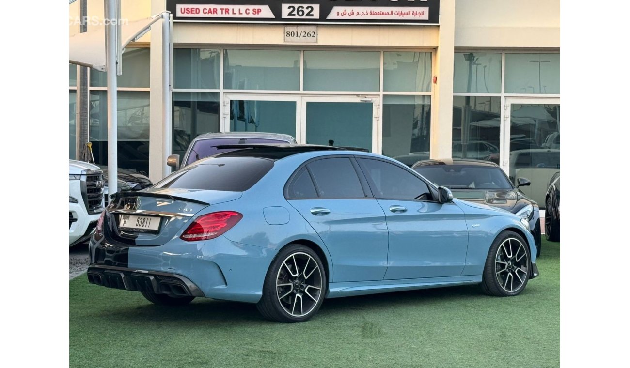 مرسيدس بنز C 43 AMG مرسيدس بنز C43 خليجي 2017 صبغ وكالة بحالة ممتازه بدون حوادث