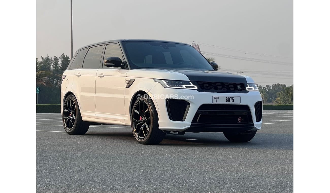 Land Rover Range Rover Sport SVR ONLY 5550/- AED MONTHLY INSTALMENT WITH ZERO DOWN PAYMANT