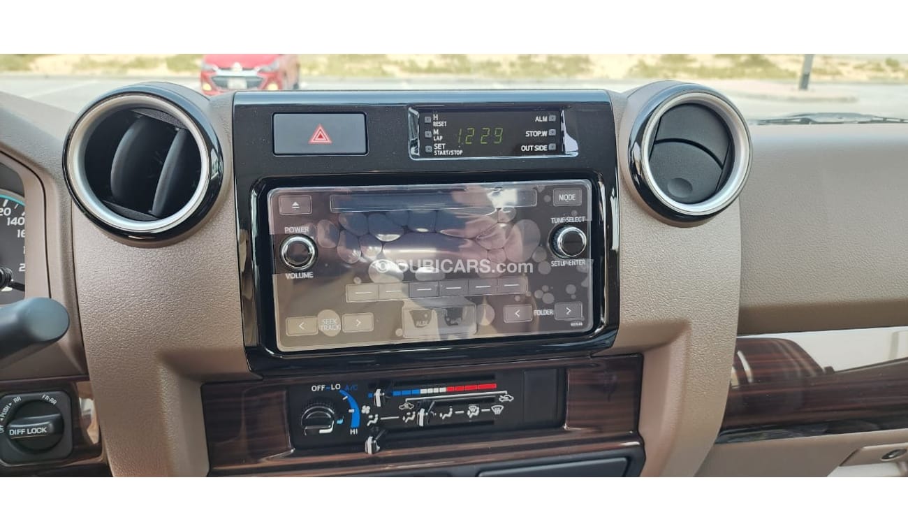 Toyota Land Cruiser 79 DC Pick Up Full Option V8 4.5L DSL 2023YM