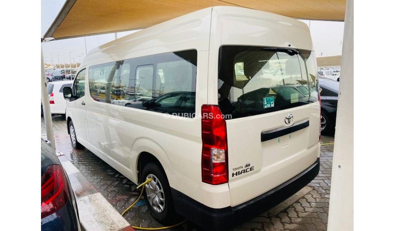 تويوتا هاياس Toyota hiace 2020 high roof passenger white color v6 LHD